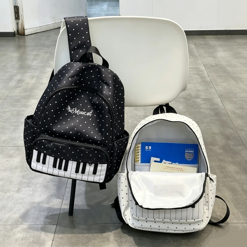 Black White Piano Note Wave Po - Hiking Backpack Waterproof recension och pris